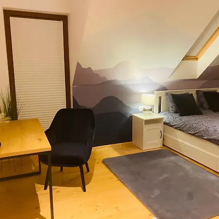 Scenic Malowniczy Сasa de vacaciones Szlembark